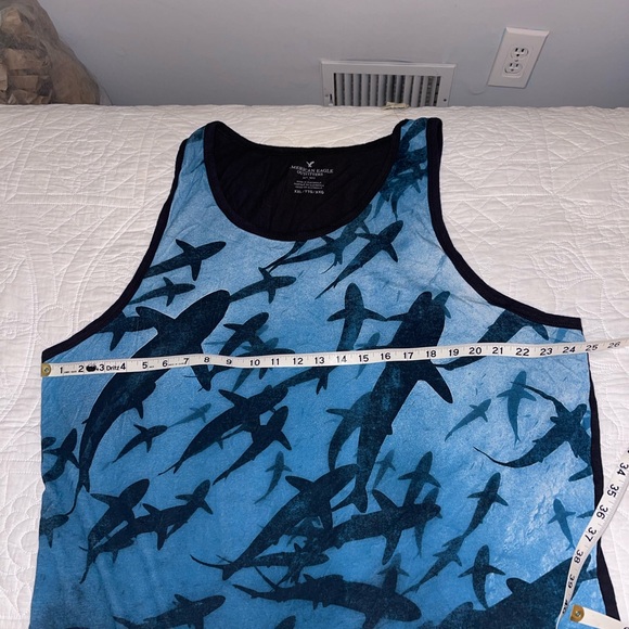 Bundle of Two Graphic Tanks American Eagle NWT - Picture 11 of 12